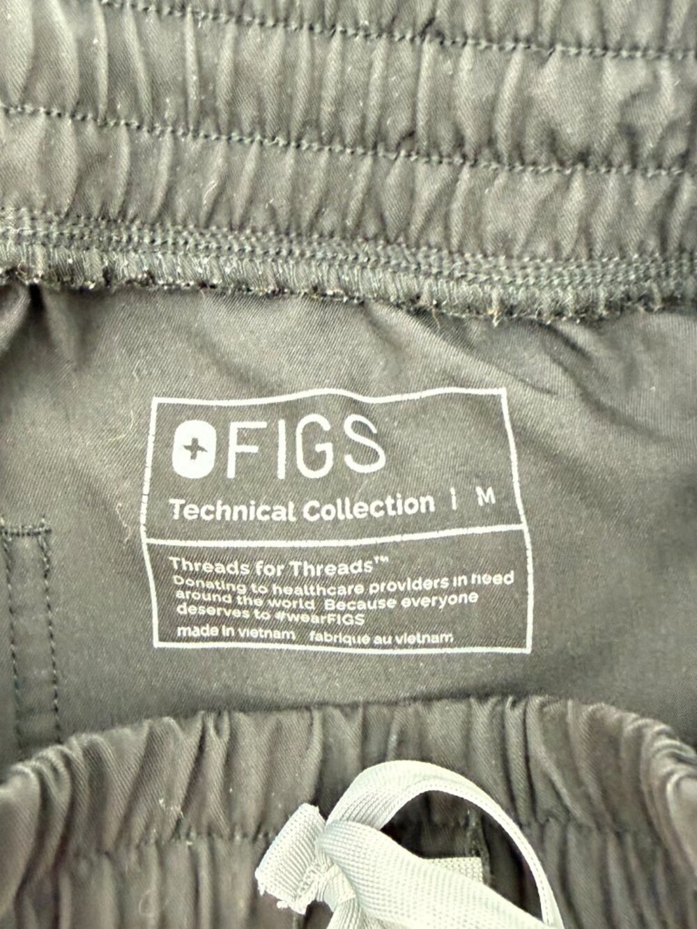 FIGS Technical Collection Zamora Jogger Scrub Pants Black Women's Medium EUC - Picture 4 of 5